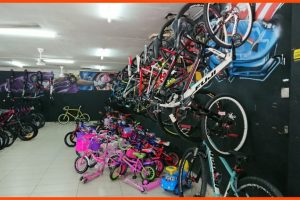 Kedai basikal di Sungai Besar, Malaysia